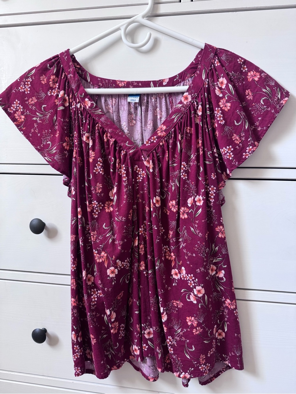 Old Navy Womens Red Floral V-Neck Flutter Sleeve Blouse Medium